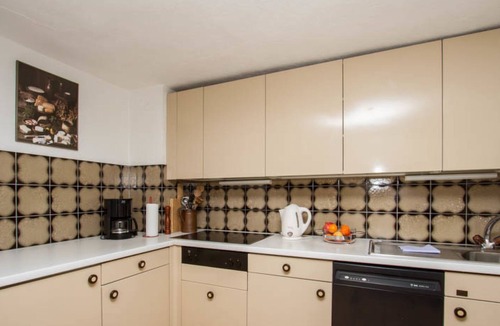 Ravaisch Apartment | Ferienhaus Chasa Kasimir Nr. 1 by Interhome