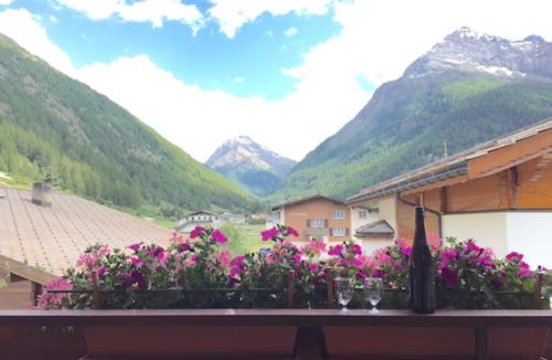 Saas Grund Apartment | Ferienhaus Perle
