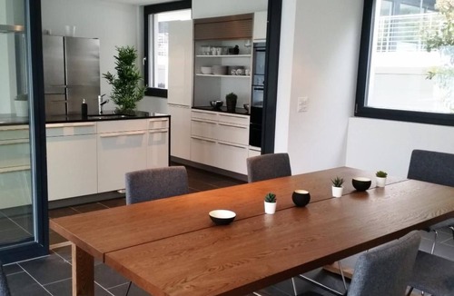 Ruetli House | Ferienvilla am See 3 by Interhome