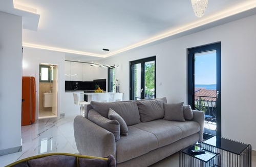 Businci House | Ferienvilla 'Villa Aea Del Mare by Interhome