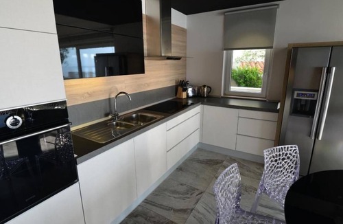 Stara Baska House | Ferienvilla Mar - Insel Krk - Direkt am Strand by Interhome