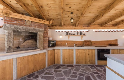 Kaldanija House | Ferienvilla 'Villa Deni'