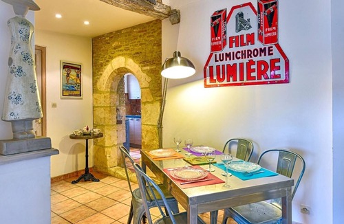 Saint-Wambert-des-Trois-Vallees Apartment | Ferienwohnung/app. für 5 Gäste mit 75m² in Courcy
