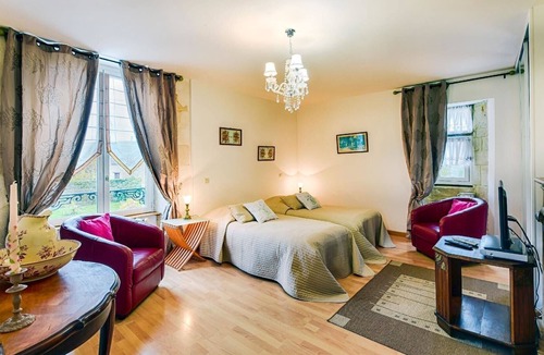Saint-Wambert-des-Trois-Vallees Apartment | Ferienwohnung/app. für 5 Gäste mit 75m² in Courcy