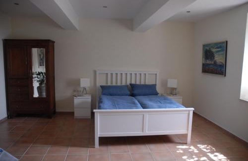 Ambax House | Ferienwohnung Au Pajot