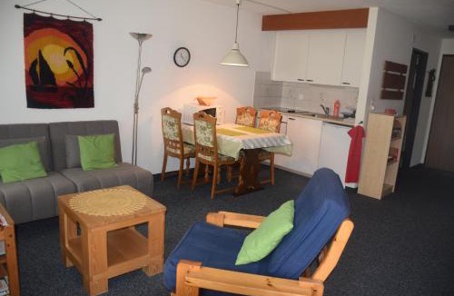 Davos-Dorf Apartment | Ferienwohnung Bündawiese