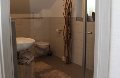 Eberstadt Bed & Breakfast | Ferienwohnung Blanc de Noir - Weinlodge am Geissberg