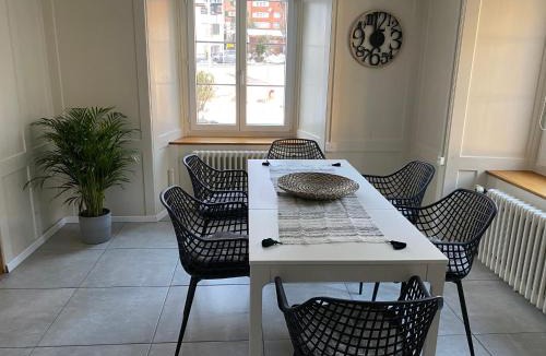 Schwanden Apartment | Ferienwohnung Blumerhaus in Mitlödi