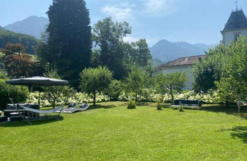 Schwanden Apartment | Ferienwohnung Blumerhaus in Mitlödi