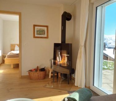 Safien Apartment | Ferienwohnung CAMANABODA