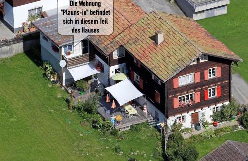 Sedrun Apartment | Ferienwohnung Casa Plauns-iu