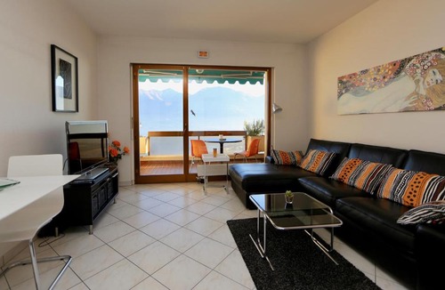 Orselina Apartment | Ferienwohnung D24