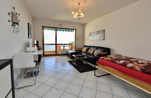 Orselina Apartment | Ferienwohnung D24