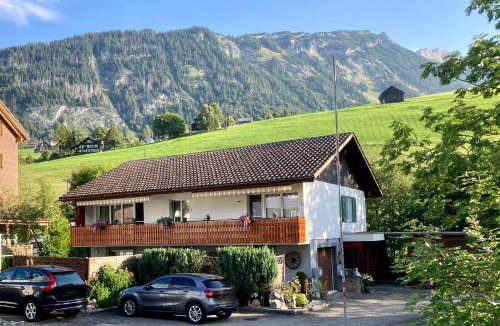 Wildhaus Apartment | Ferienwohnung Haus am Bach in Toggenburg