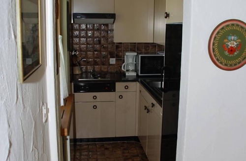 Tavanasa Apartment | Ferienwohnung- Haus Moregg C12 Penfold