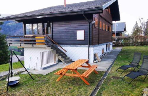 Plaffeien Apartment | Ferienwohnung im Chalet am Bach