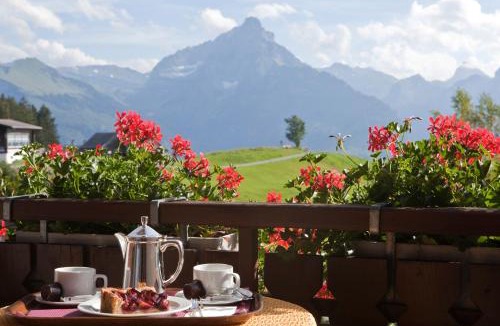 Mitloedi Apartment | Ferienwohnung im Hotel Arvenbüel