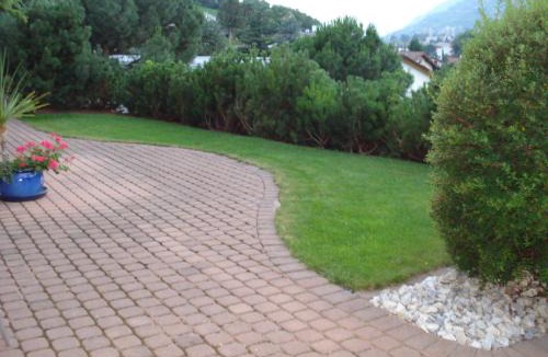 Sierre Bed & Breakfast | Ferienwohnung Lenggenhager Plantzette