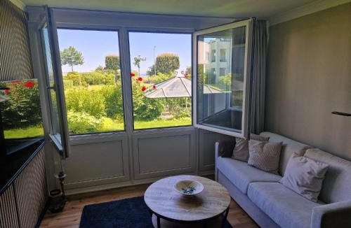 Eckernfoerde Apartment | Ferienwohnung Südstrand