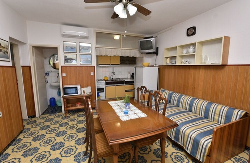 Primosten Burnji Apartment | Ferienwohnungen 2M (70951-A2) in Dolac