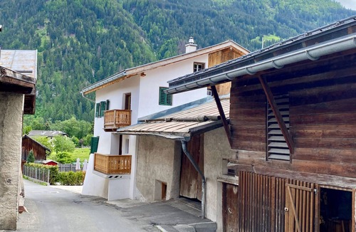 Santa Maria Val Muestair Apartment | Ferienwohnungen Chà d’Immez, (Müstair). by Interhome