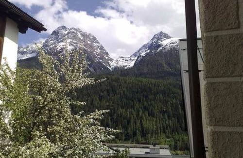 Engadin Scoul Apartment | Ferienwohnungen Chasa Valär, (Scuol). by Interhome