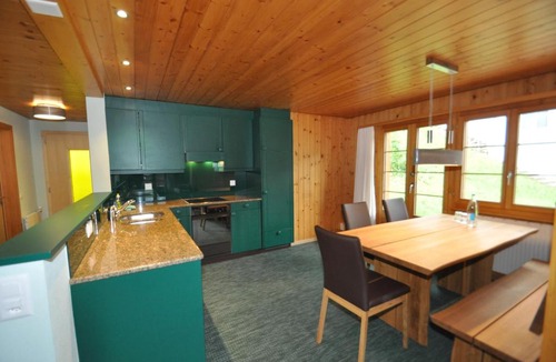Adelboden Apartment | Ferienwohnungen Hotel Alpina