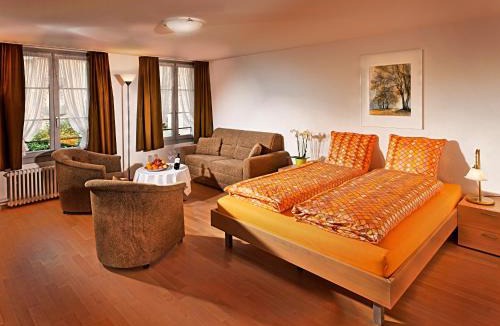 Spiez Apartment | Ferienwohnungen Hotel Eden Spiez