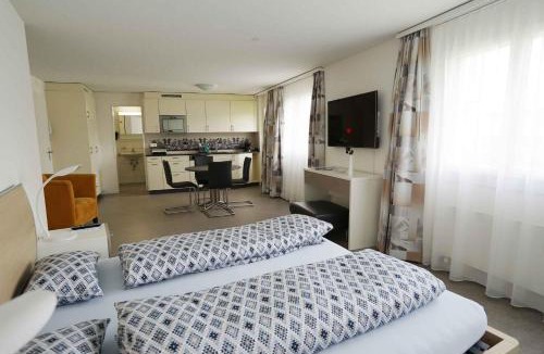 Spiez Apartment | Ferienwohnungen Hotel Eden Spiez