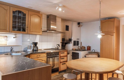 Nufenen Apartment | Ferienwohnungen im Schloss, (Nufenen). by Interhome