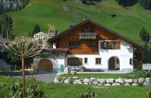 Spluegen Apartment | Ferienwohnungen Teuriblick A&B, (Splügen). by Interhome