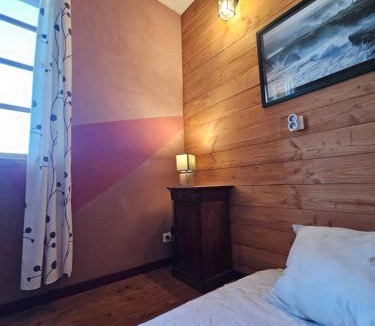 Saint-Junien-les-Combes House | Ferme écologique