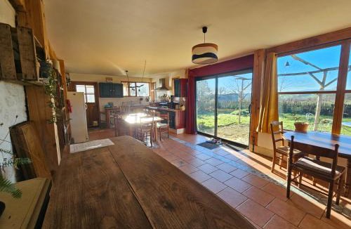 Saint-Junien-les-Combes House | Ferme écologique