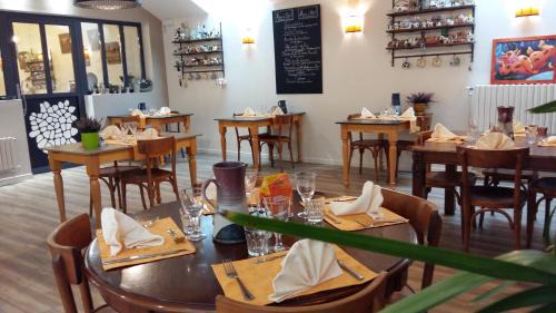 Burdignes House | Ferme Auberge Linossier