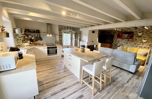 Mazan-l'Abbaye Other | Ferme Cosy 15p sur la Montagne Ardéchoise, Salle de Réception