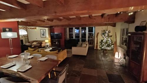 Sainghin-en-Melantois Villa | ferme de caractère avec piscine et cheminée
