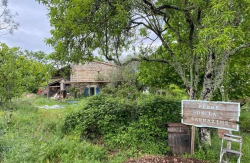 Berrias-et-Casteljau House | Ferme de la Sarrazine