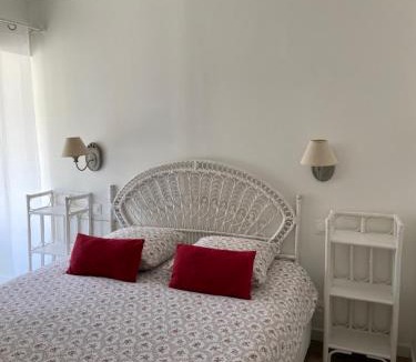 Sainte-Mere-Eglise House | Ferme de Riou