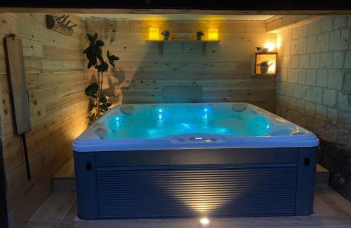 Maresville Hotel | Ferme Des Chartroux