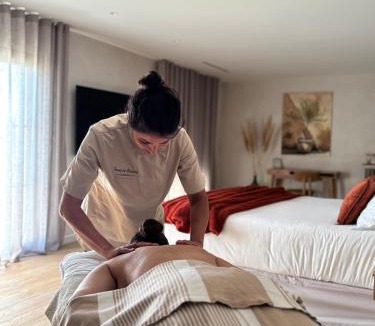 Mane Bed & Breakfast | Ferme La Clavière, Suite de Luxe Lou Estello