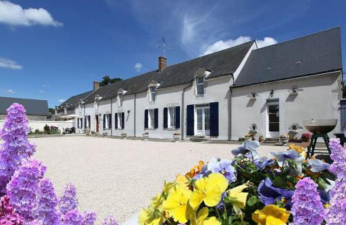 Cravant Bed & Breakfast | Ferme rénovée avec charme en Beauce, 4 chambres spacieuses, proche châteaux de la Loire - FR-1-590-459