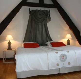 Saint-Marcan House | Ferme Saint Christophe