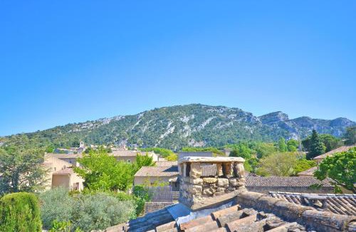 Robion House | Ferme St Roch