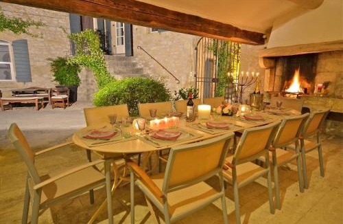 Robion House | Ferme St Roch