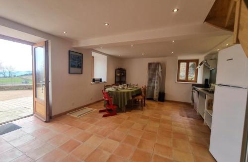 Verrieres-en-Forez House | Ferme traditionnelle rénovée avec cour privative à Verrières-en-Forez - FR-1-496-314