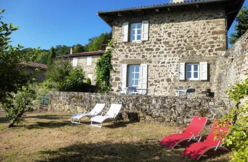 Polignac House | Ferme XVIe siècle rénovée avec jardin clos et WiFi - FR-1-582-119