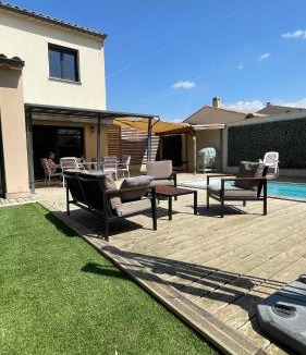 Malemort-du-Comtat House | Fermer