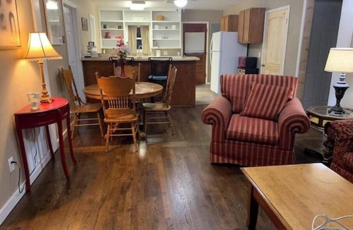 Stillwater House | ,Fern Corner: 4 bedroom/2 Bath