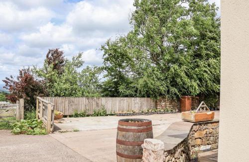 Tunstall House | Fern Cottage