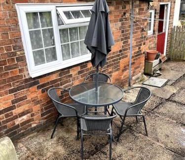 Bretford Apartment | Fern Cottage